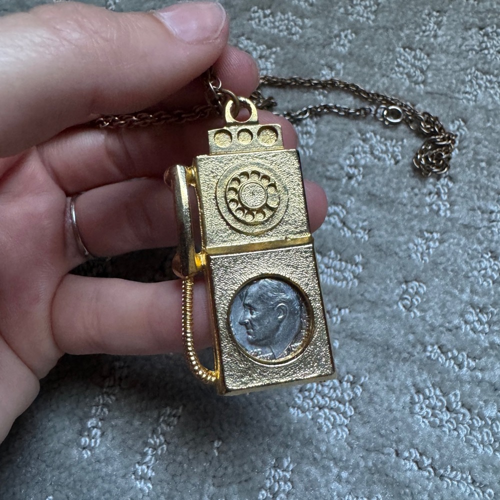 Vintage Gold Tone Payphone Pendant Necklace Roosevelt Dime 1970 Retro Novelty